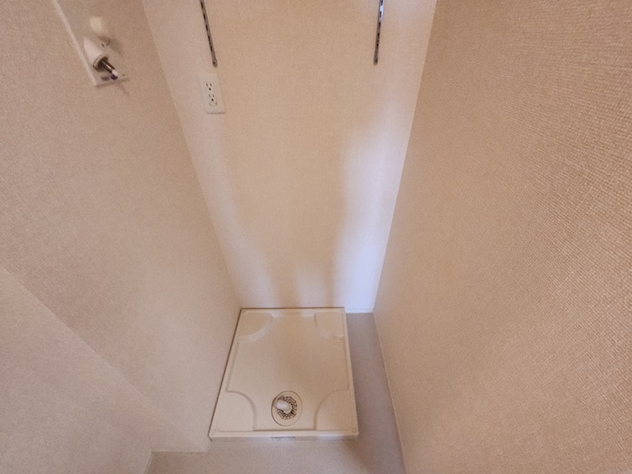 洗濯機置場 ワイ・ワイ・ヒマワリ