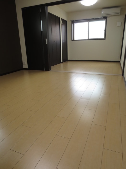 居室 クルゼイロ旭町