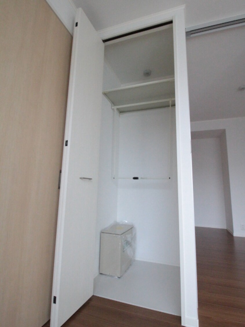 収納 ハイム　ユカリナグリーン　長瀬