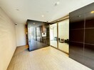 エントランス部分 パークナードフィット美章園