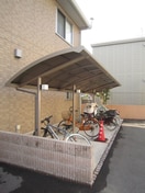 駐輪場 メゾン・二田