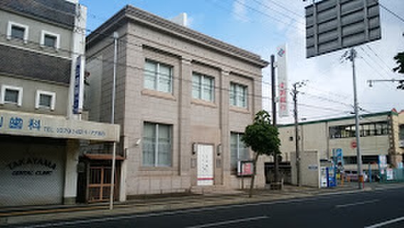 中国銀行加古川支店(銀行)まで1035m リジェールヒルB棟