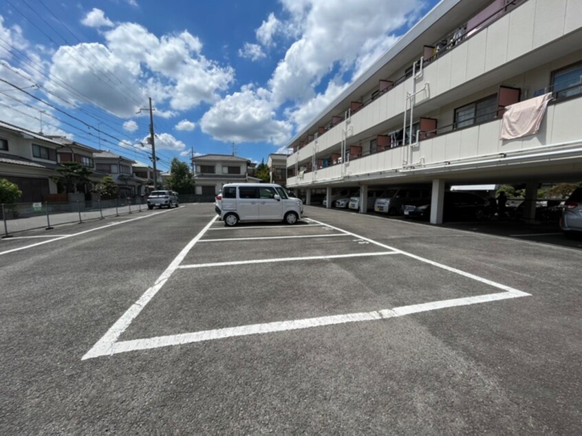 駐車場 ＡＸＩＡ西村