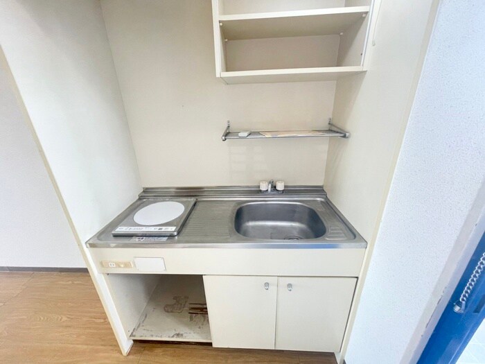 キッチン ＡＸＩＡ西村