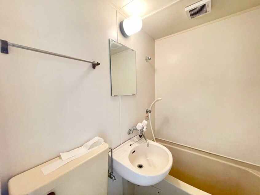 洗面 ＡＸＩＡ西村