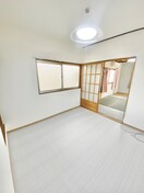 居室 浜寺諏訪ノ森貸家