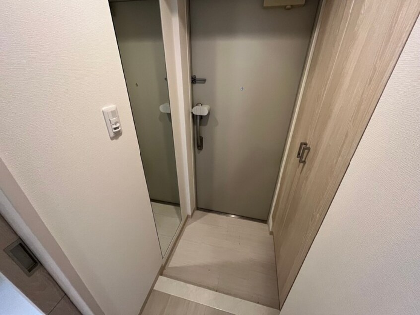 玄関 イニシオ山水