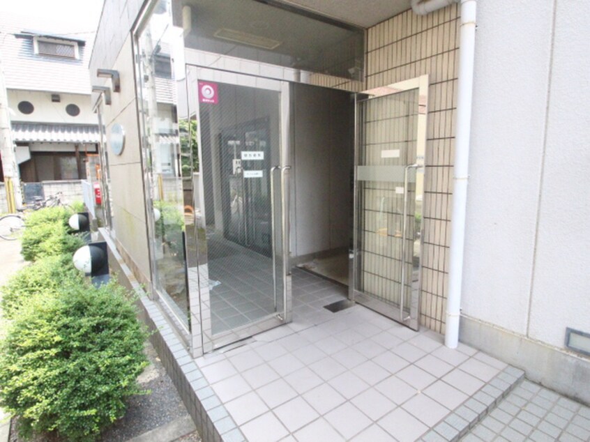 エントランス部分 ジュネス・ヴィラ
