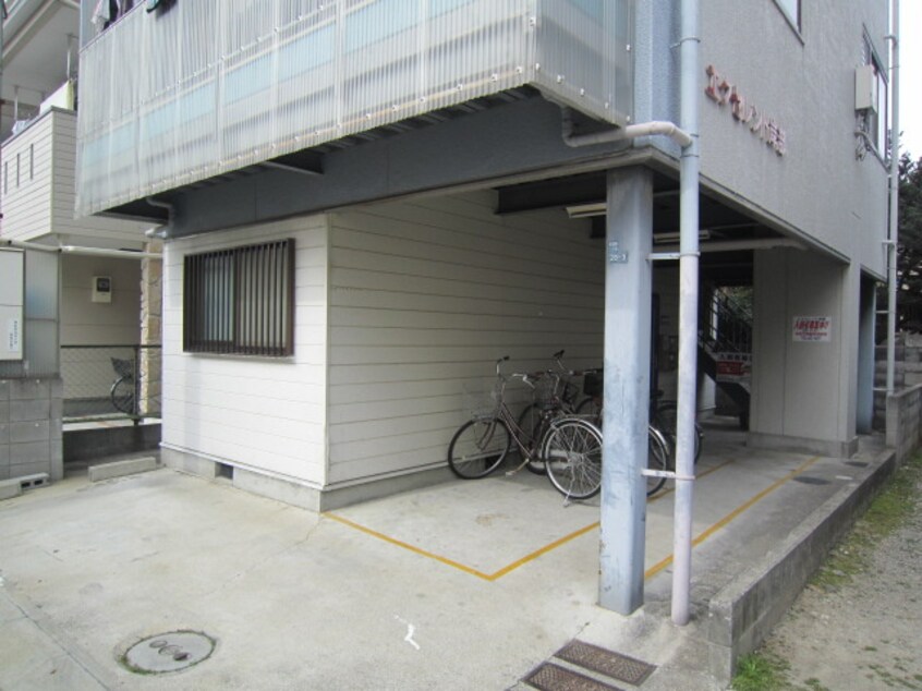 駐車場 エクセレント岸部