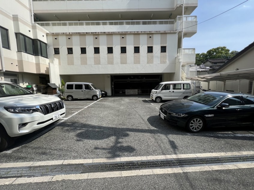 駐車場 シティヒルズウオアサ