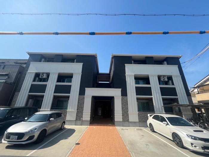 外観写真 Modernism East