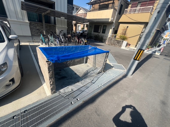 その他 Modernism East