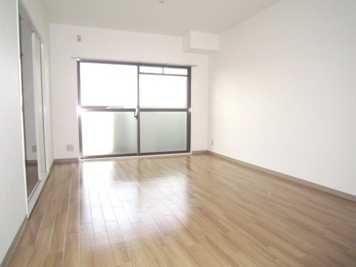 居室 シェモアⅡ