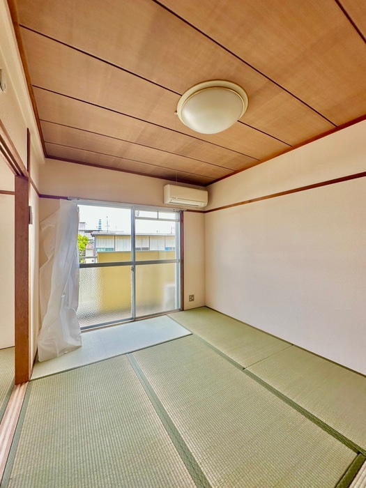 居室 前川ハイツ