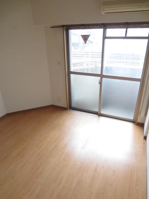 居室 ルミエール加島