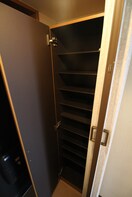 靴箱 第１６関根マンション