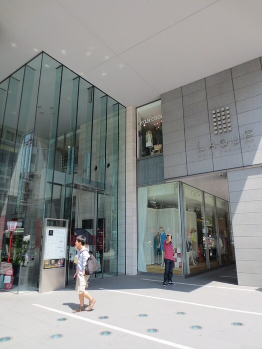 ラクエ四条烏丸(ショッピングセンター/アウトレットモール)まで450m シティハウス四条烏丸