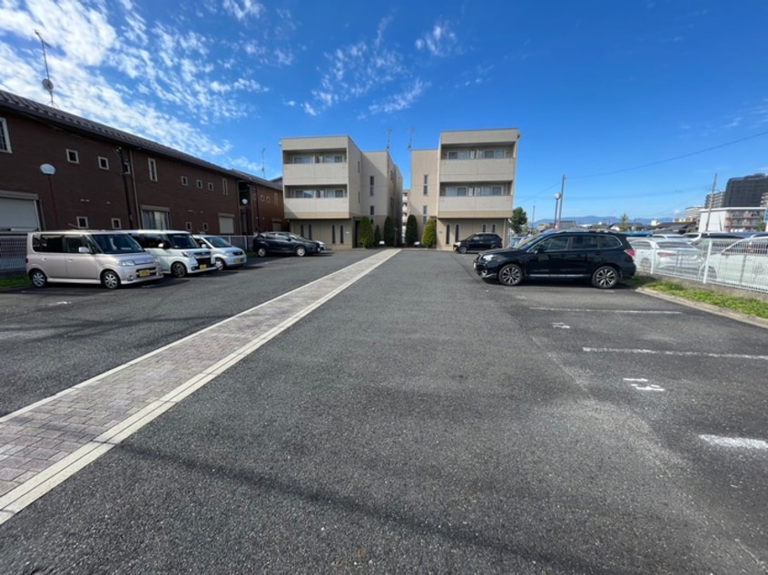 駐車場 シャトー　ラフィネ