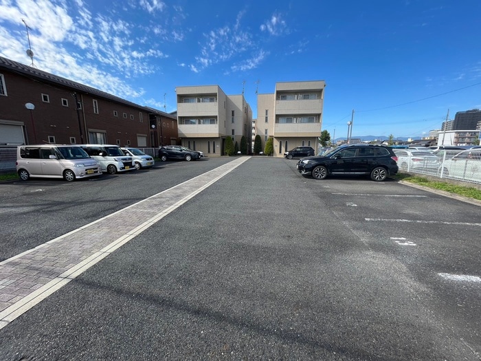 駐車場 シャトー　ラフィネ