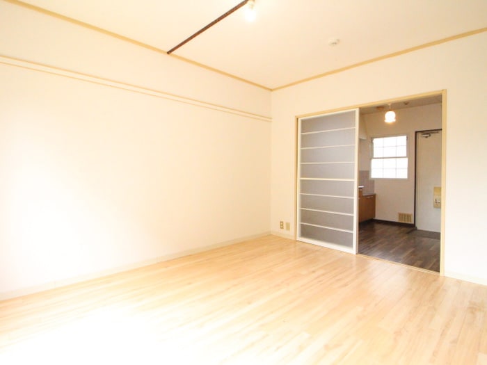 居室 コーポ 明津
