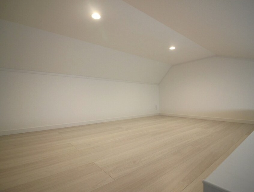 ロフト 梅園町テラスハウス