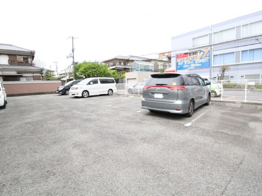 駐車場 マンションにぎわい