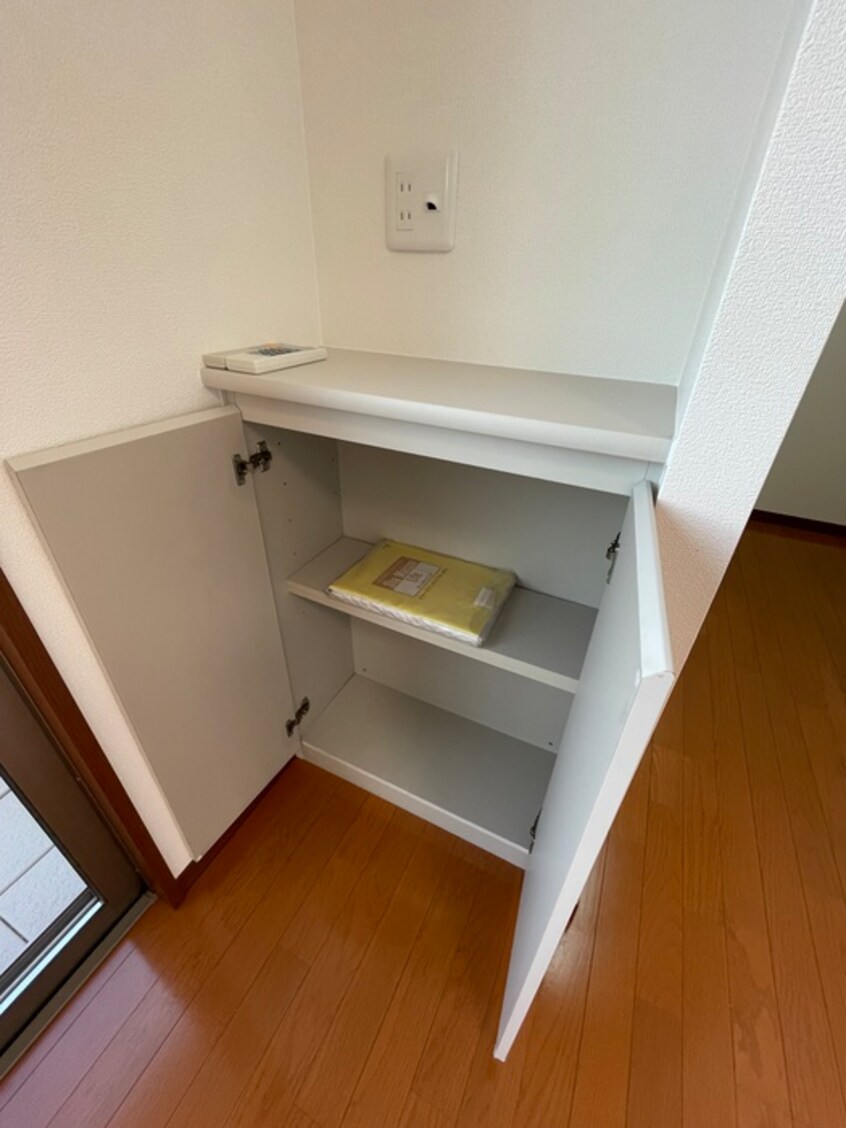 収納 クリスタルビュ－ハイツ