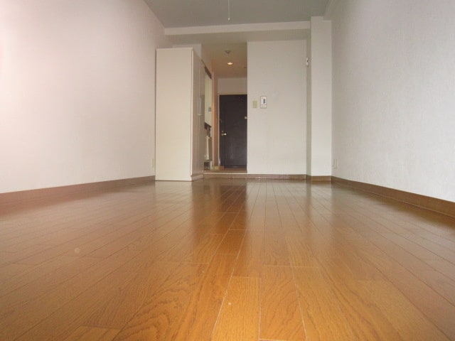 居室 萌ＮＡＫＡＴＡＮＩ