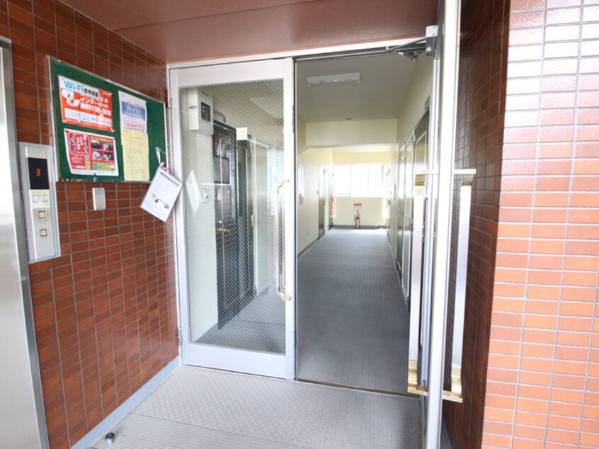 エントランス部分 萌ＮＡＫＡＴＡＮＩ