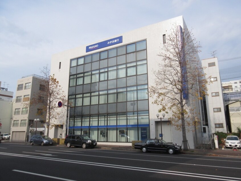 みずほ銀行灘支店(銀行)まで898m 萌ＮＡＫＡＴＡＮＩ