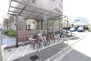 駐輪場 デルニエハイツ