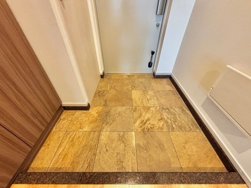 玄関 ハイデンス梅ヶ枝