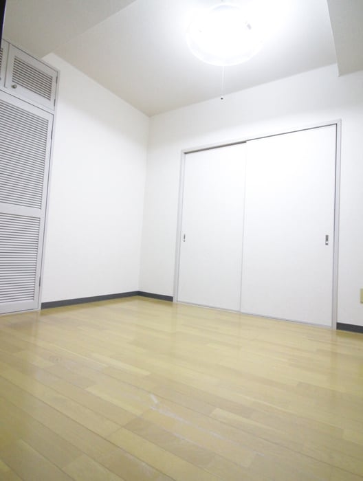 居室 日伸ビル