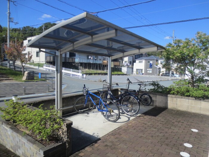 駐輪場 パルコーテ
