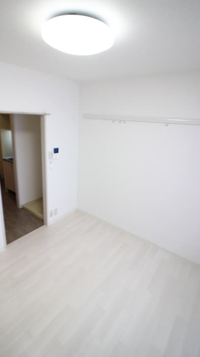 居室 コモド高浜