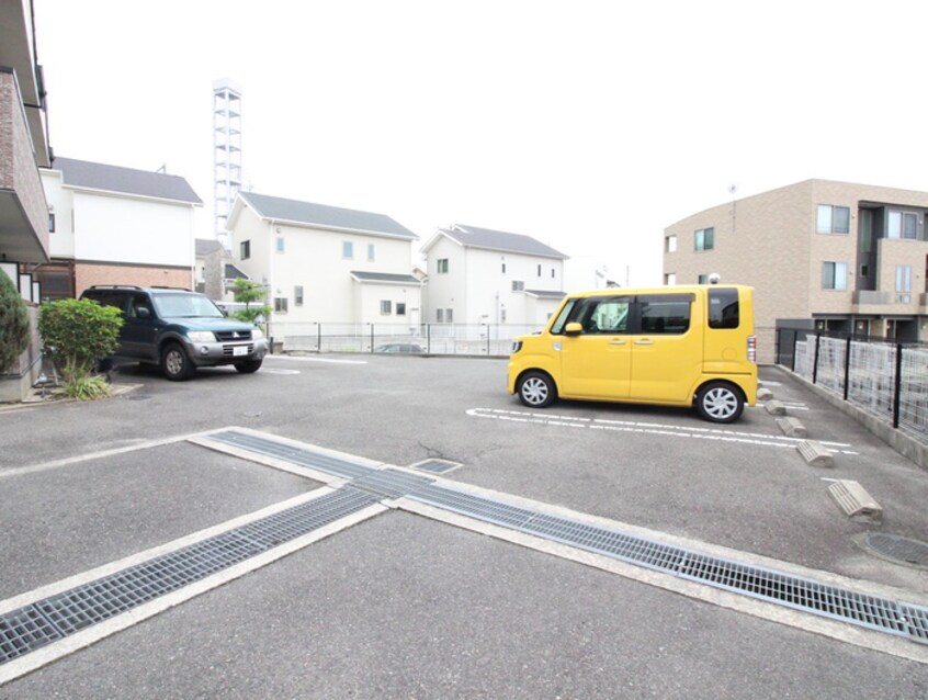 駐車場 フォチュネイト