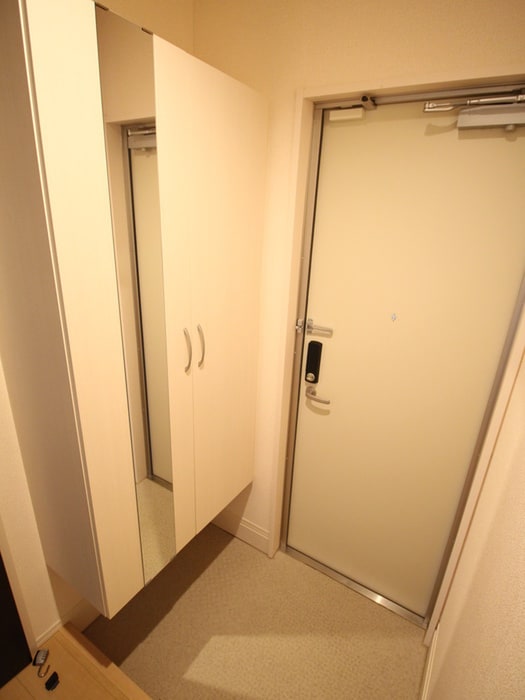 靴箱 ジュン　ジュライ　オーガスト