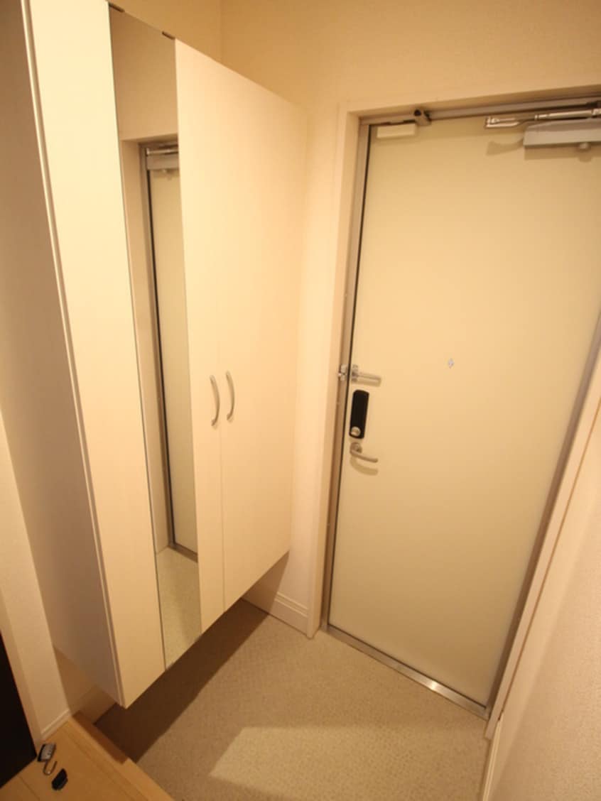 靴箱 ジュン　ジュライ　オーガスト