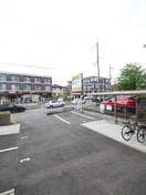 室内からの展望 ジュン　ジュライ　オーガスト