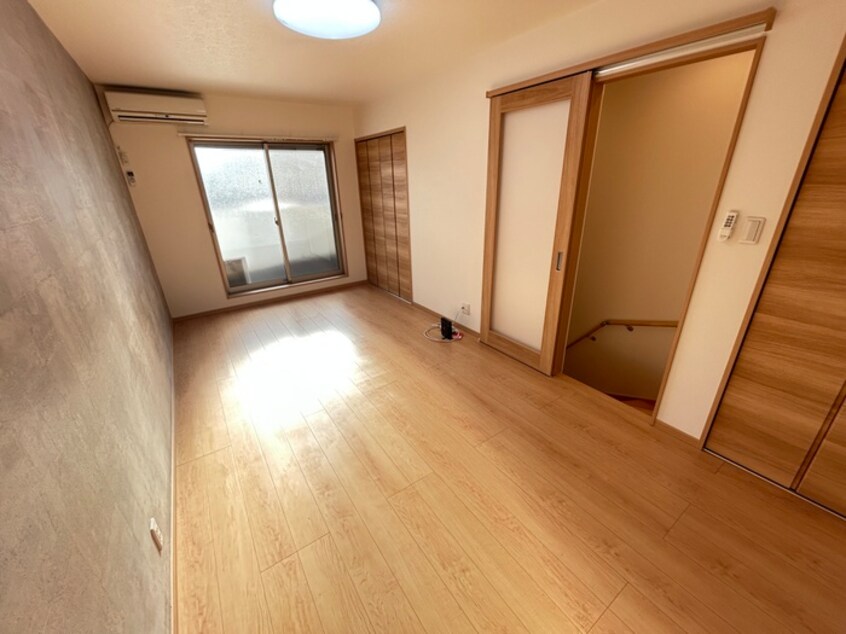 居室 ＣＲＯＵＤ甲子園里中町