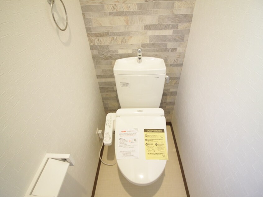 トイレ ＣＲＯＵＤ甲子園里中町