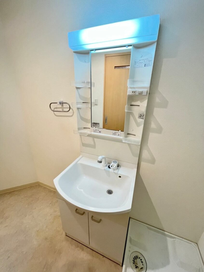 洗面 アンリシ－ルⅢ