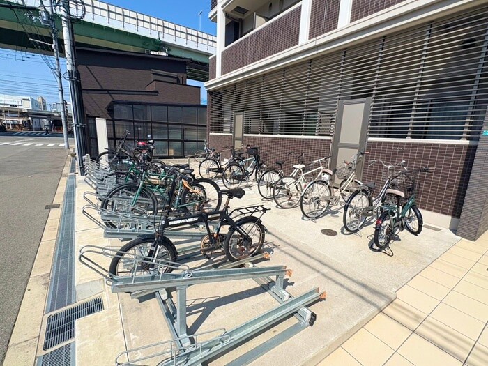 駐輪場 S-FORT難波西