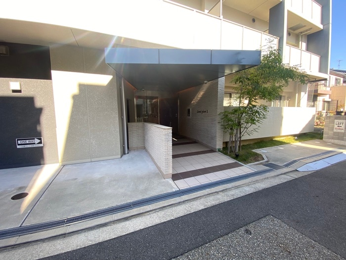 エントランス部分 サンドグラス