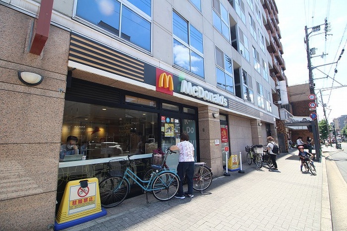 マクドナルド千本中立売(ファストフード)まで1000m グランペルル