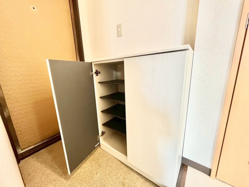 靴箱 空港第３ビル