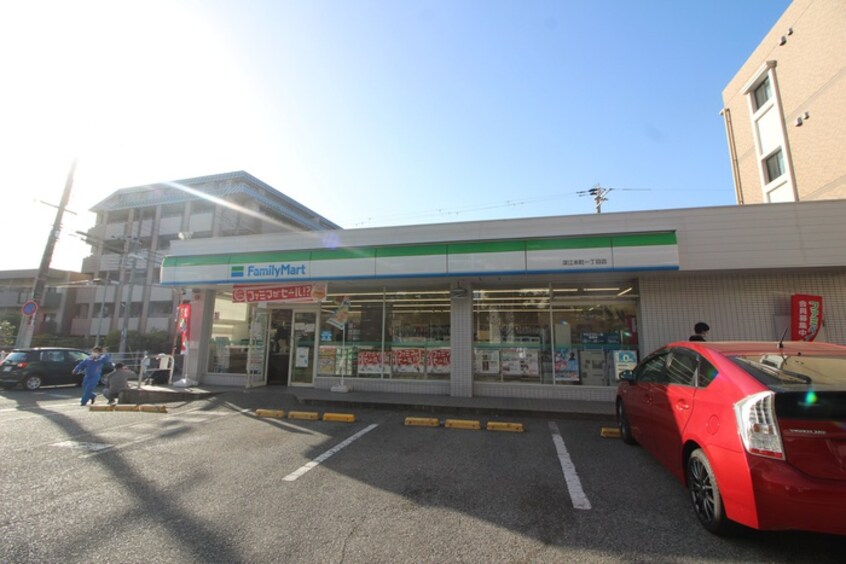 ファミリーマート深江本町1丁目店(コンビニ)まで400m グランヴィル芦屋西