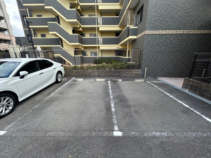 駐車場 アルファ長岡天神