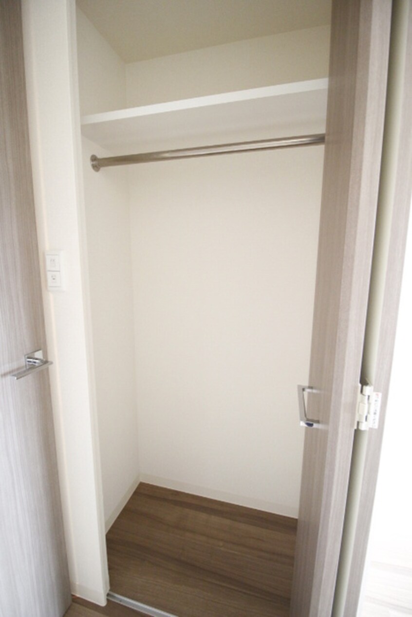 収納 ﾌﾟﾚｻﾝｽ四天王寺前夕陽丘(609)