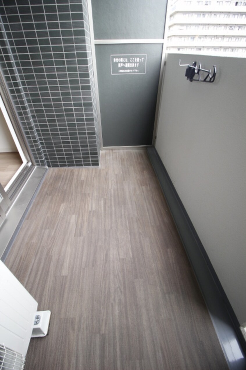 ベランダ・バルコニー ﾌﾟﾚｻﾝｽ四天王寺前夕陽丘(609)